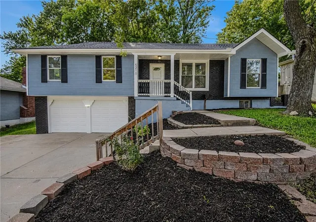 Photo 2 of Sale Pending at 5210 S Mccoy St, Independence, MO 64055 | MLS# 2636892 | Listing updated on 2026-08-23
