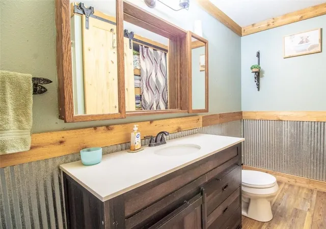 Photo 4 of Single family home for sale at 25438 Poplar Dr, Barnett, MO 65011 | MLS# 2636901 | Listing updated on 2026-10-05