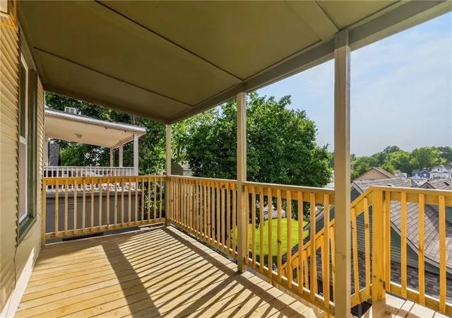 Photo 4 of Single family home for sale at 424 Olive St, Kansas City, MO 64124 | MLS# 2636919 | Listing updated on 2026-09-30