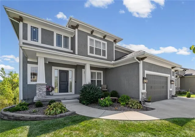 Photo 2 of Sale Pending at 4248 Sw Stoney Brk Dr, Lees Summit, MO 64082 | MLS# 2636925 | Listing updated on 2026-09-07