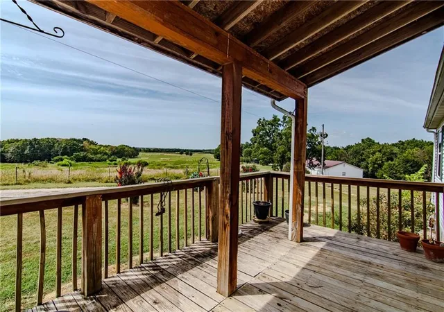 4th image of 160 Nw 1415P Rd Nw, Urich, MO 64788 | MLS# 2636927