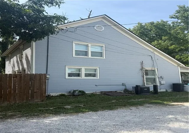 1st image of 710 E Logan St, Ottawa, KS 66067 | MLS# 2636929