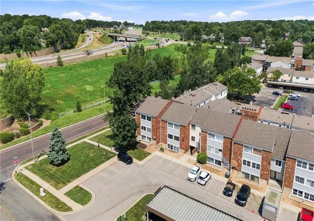 1st image of 10240 W 96th Ter #B, Overland Park, KS 66212 | MLS# 2636930