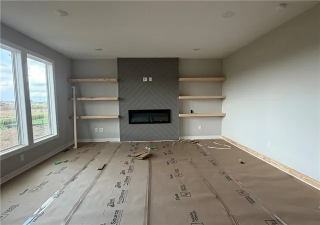 Photo 3 of Single family home for sale at 834 Reed Dr, Raymore, MO 64083 | MLS# 2636939 | Listing updated on 2026-09-29