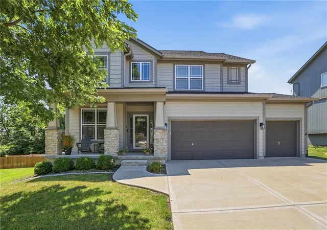 Photo 2 of Sale Pending at 23313 W 52nd Terrace, Shawnee, KS 66226 | MLS# 2636951 | Listing updated on 2026-08-31
