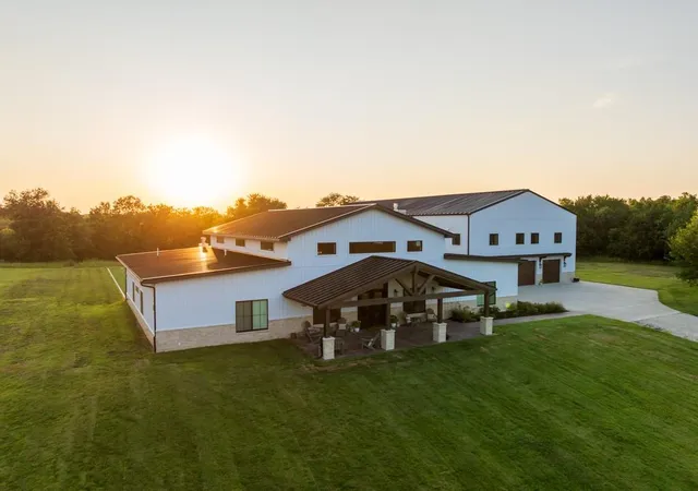 4th image of 8937 Westlake Rd, Meriden, KS 66512 | MLS# 2636958