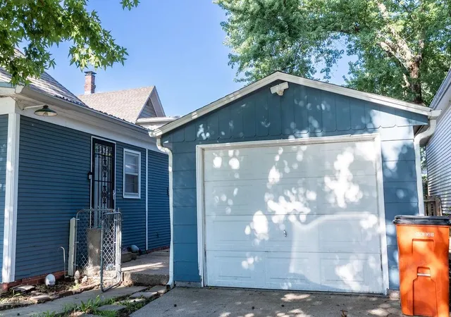 Photo 20 of Single family home for sale at 2402 Mitchell Ave, Saint Joseph, MO 64507 | MLS# 2636959 | Listing updated on 2026-08-15