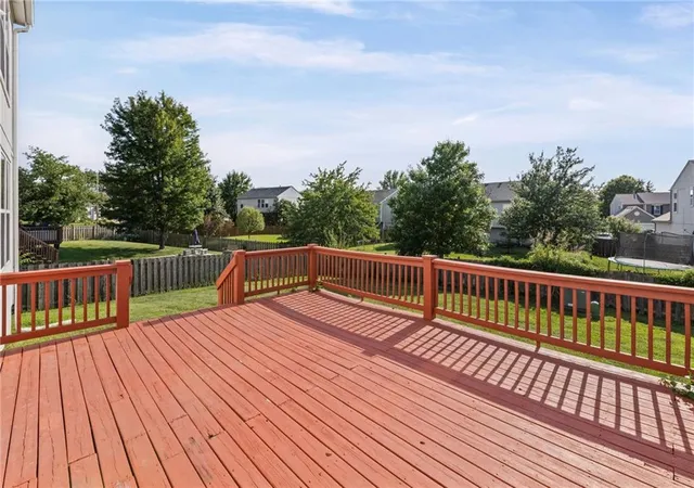 35th image of 1807 W Fredrickson Dr, Olathe, KS 66061 | MLS# 2636991
