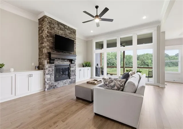 Photo 4 of Single family home for sale at 19367 W 114th Terrace, Olathe, KS 66061 | MLS# 2636999 | Listing updated on 2026-08-22