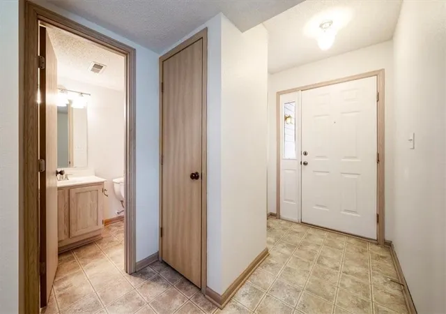 Photo 4 of Condo for sale at 5696 NW Plantation Ln #174A, Lee's Summit, MO 64064 | MLS# 2637010 | Listing updated on 2026-08-29