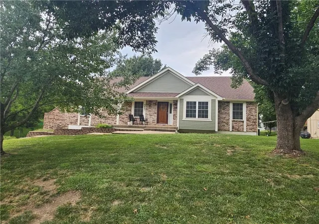 30th image of 6440 Greenwood St, Shawnee, KS 66216 | MLS# 2637012