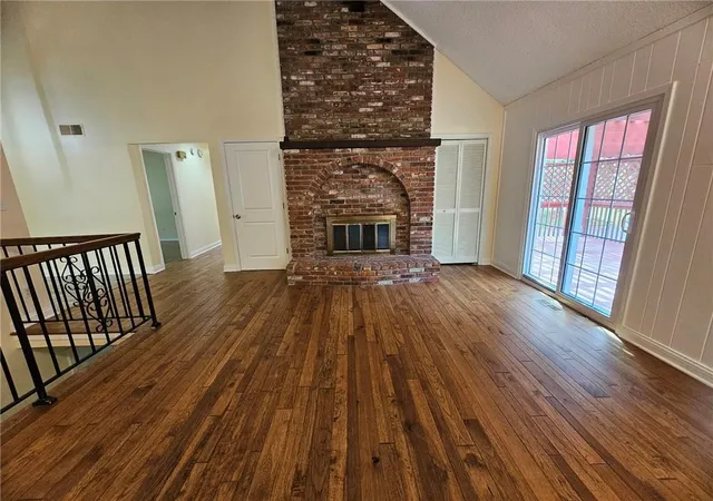 Photo 3 of Single family home for sale at 6440 Greenwood St, Shawnee, KS 66216 | MLS# 2637012 | Listing updated on 2026-09-26