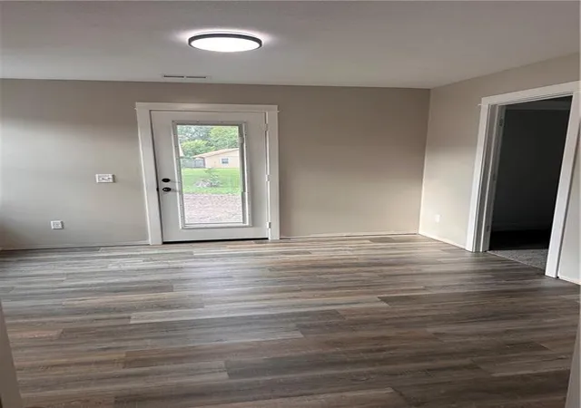 5th image of 409 Shivel Ave, Gower, MO 64454 | MLS# 2637013