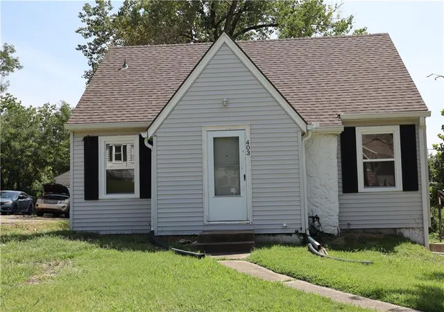 Photo 4 of Single family home for sale at 403 NE 41st Street, Kansas City, MO 64116 | MLS# 2637016 | Listing updated on 2026-09-03