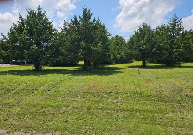 1st image of Lot 140 150 Choctaw Ln, Mc Louth, KS 66054 | MLS# 2637022