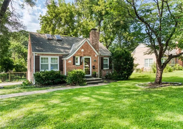 1st image of 8309 W 60 Street, Mission, KS 66202 | MLS# 2637029