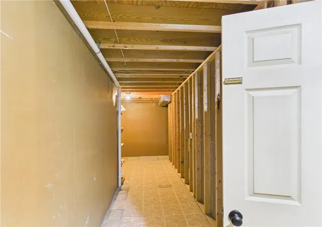 44th image of 1407 Woodlawn Dr, Warrensburg, MO 64093 | MLS# 2637030