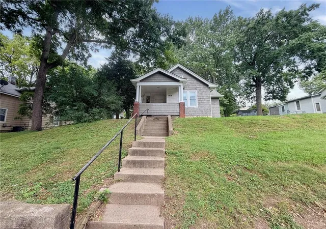 Photo 1 of Single family home for sale at 1418 6th Avenue, Leavenworth, KS 66048 | MLS# 2637034 | Listing updated on 2026-09-05