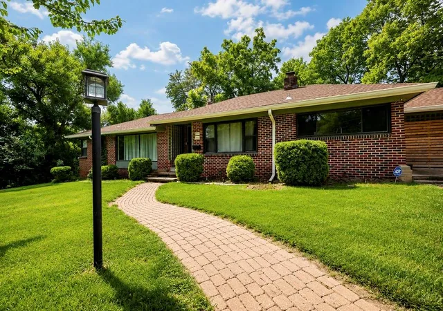 Photo 2 of Single family home for sale at 221 E 97th Street, Kansas City, MO 64114 | MLS# 2637037 | Listing updated on 2026-08-24