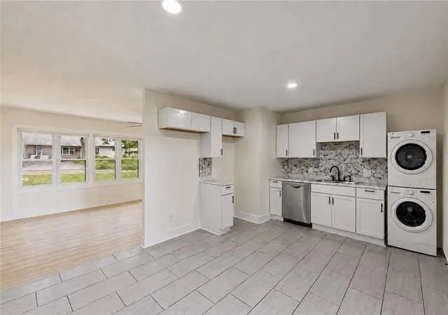 Photo 5 of Single family home for sale at 6903 E 114th Terrace, Kansas City, MO 64134 | MLS# 2637045 | Listing updated on 2026-08-28