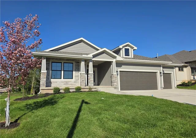 Photo 1 of Single family home for sale at 2394 W Wabash St, Olathe, KS 66061 | MLS# 2637050 | Listing updated on 2026-10-18