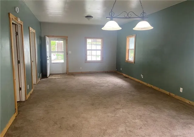 Photo 3 of Single family home for sale at 3810 Terrace Ave, St Joseph, MO 64504 | MLS# 2637054 | Listing updated on 2026-09-06