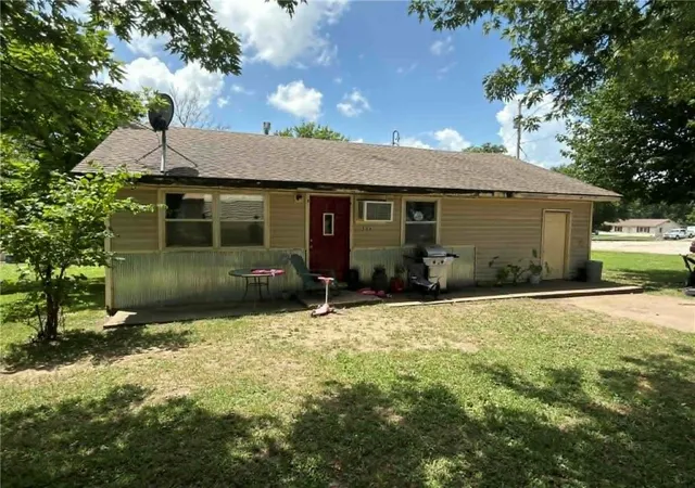 1st image of 508 N 3rd St, Rich Hill, MO 64779 | MLS# 2637060