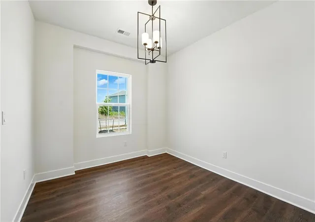 Photo 3 of Sale Pending at 19467 W 206 Terrace, Spring Hill, KS 66083 | MLS# 2637078 | Listing updated on 2026-08-19