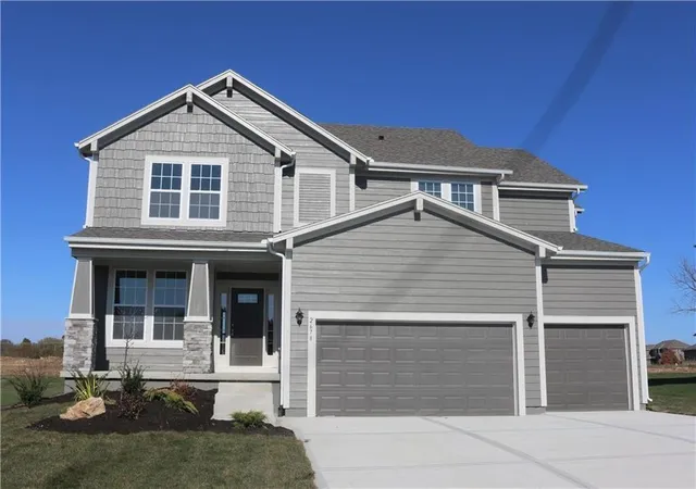 1st image of 2337 Wabash St, Olathe, KS 66061 | MLS# 2637088