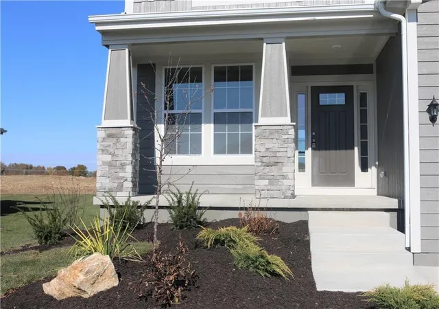 2nd image of 2337 Wabash St, Olathe, KS 66061 | MLS# 2637088