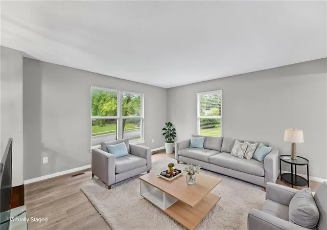 Photo 2 of Sale Pending at 5709 Outlook St, Mission, KS 66202 | MLS# 2637094 | Listing updated on 2026-09-02