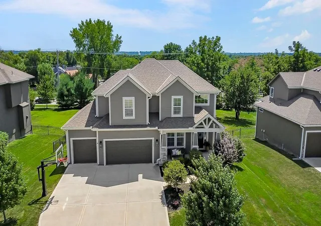 4th image of 21803 W 46Th Ter, Shawnee, KS 66226 | MLS# 2637103