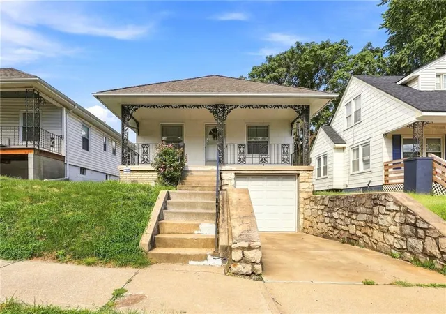 Photo 1 of Single family home for sale at 1222 Hardesty Ave, Kansas City, MO 64127 | MLS# 2637105 | Listing updated on 2026-09-05