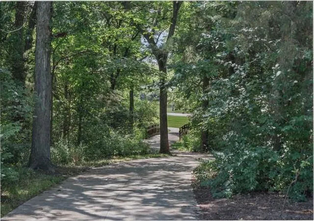 43rd image of 905 Sw Savannah Dr, Lees Summit, MO 64081 | MLS# 2637113