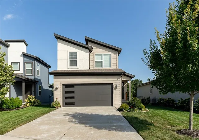 2nd image of 18069 Hauser St, Bucyrus, KS 66013 | MLS# 2637114