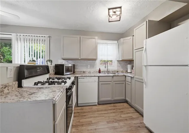 Photo 3 of Single family home for sale at 3400 N Union St, Independence, MO 64050 | MLS# 2637117 | Listing updated on 2026-09-04