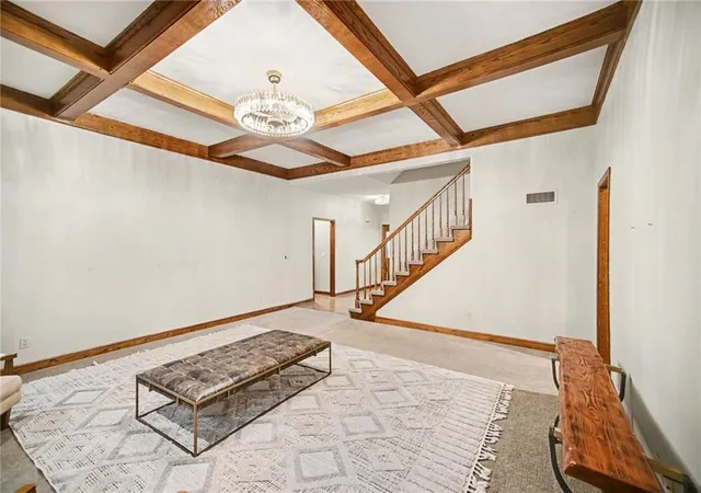 Photo 4 of Single family home for sale at 5525 N Oakdale Pl, Parkville, MO 64152 | MLS# 2637119 | Listing updated on 2026-10-09