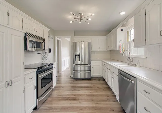 Single family home for sale at 5014 NW 85th Street, Kansas City, MO 64154 | MLS# 2637122 | Listing updated on 2026-10-08