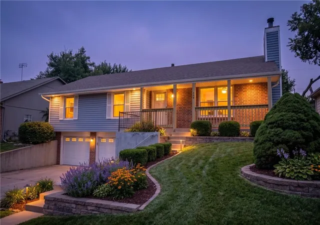 Photo 1 of Sale Pending at 449 Hithergreen Dr, Lansing, KS 66043 | MLS# 2637140 | Listing updated on 2026-10-01