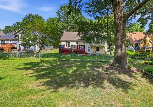 38th image of 15295 Newton Dr, Overland Park, KS 66223 | MLS# 2637142