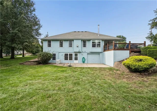 Photo 3 of Single family home for sale at 1707 Lynn Rd, Excelsior Springs, MO 64024 | MLS# 2637148 | Listing updated on 2026-10-09