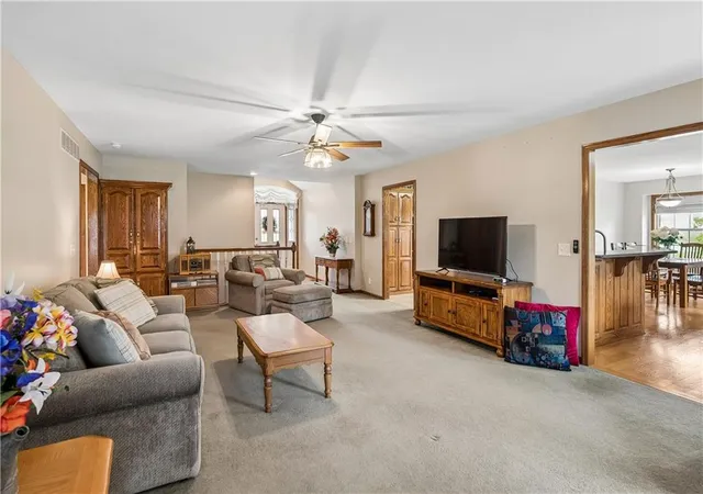 Photo 3 of Single family home for sale at 1707 Lynn Rd, Excelsior Springs, MO 64024 | MLS# 2637148 | Listing updated on 2026-10-05