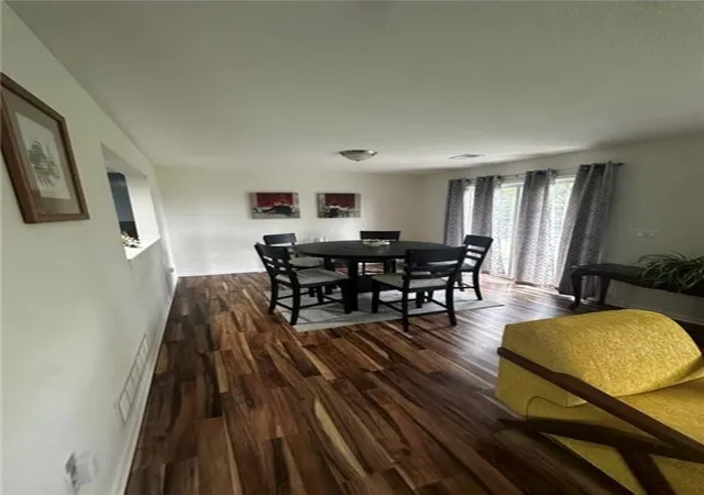 5th image of 625 E Spring Ave, Bonner Springs, KS 66012 | MLS# 2637164