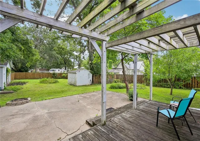 3rd image of 104 N 6Th St, Clinton, MO 64735 | MLS# 2637167