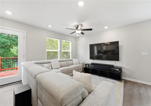 Photo 5 of Single family home for sale at 3508 N College Ave, Kansas City, MO 64117 | MLS# 2637171 | Listing updated on 2026-09-03