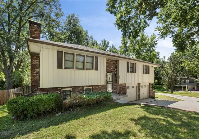 Photo 2 of Sale Pending at 1923 N 62nd Street, Kansas City, KS 66102 | MLS# 2637173 | Listing updated on 2026-08-28