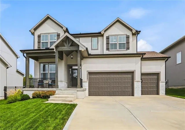 1st image of 23520 W 90th St, Lenexa, KS 66227 | MLS# 2637176