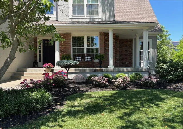Photo 3 of Sale Pending at 8512 NE 89th Place, Kansas City, MO 64157 | MLS# 2637182 | Listing updated on 2026-08-19