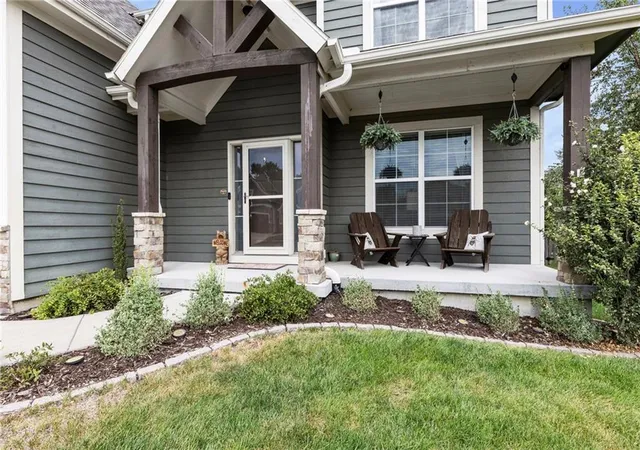 Photo 3 of Sale Pending at 1800 Knoll Crk Ln, Raymore, MO 64083 | MLS# 2637186 | Listing updated on 2026-08-31