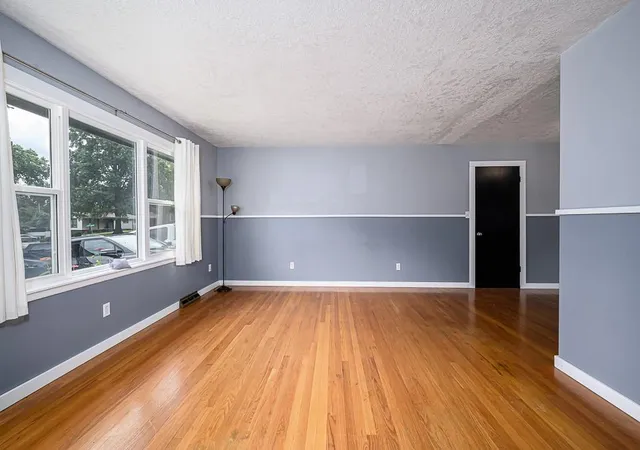 Photo 3 of Sale Pending at 2926 N 64th Terrace, Kansas City, KS 66104 | MLS# 2637211 | Listing updated on 2026-09-02
